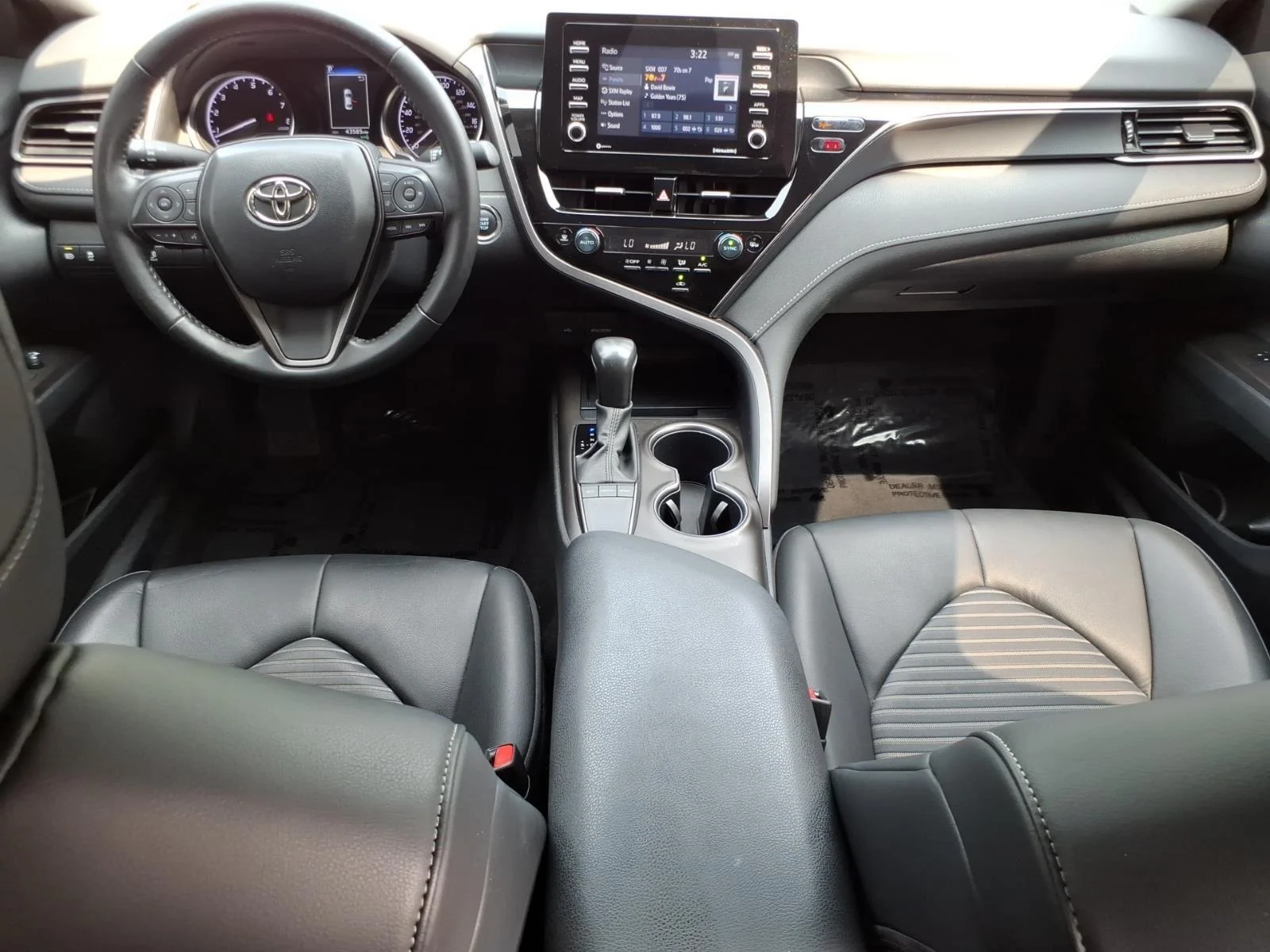 Used 2023 Midnight Black Metallic Toyota SE image 27