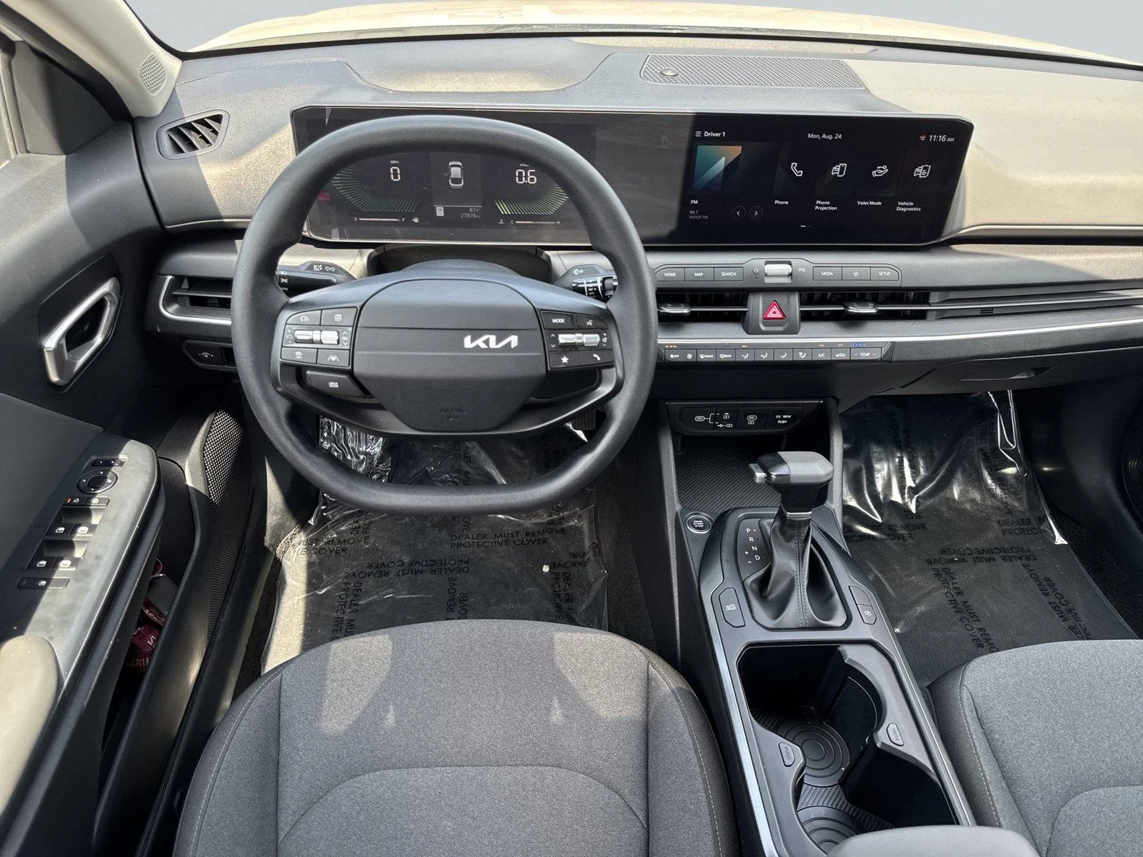 Used 2025 Snow White Pearl Kia LXS image 14