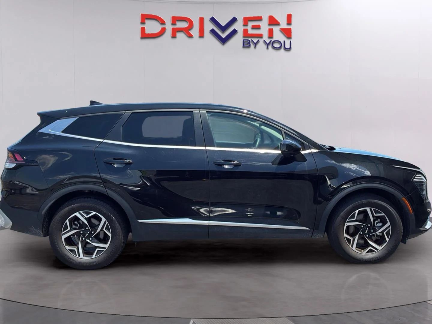 Used 2025 Ebony Black Kia LX image 3