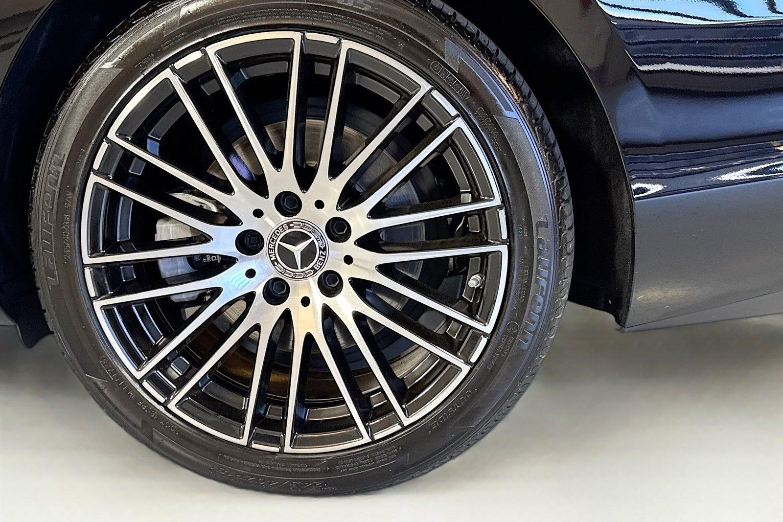 Used 2023 Black Mercedes-Benz C 300 image 30