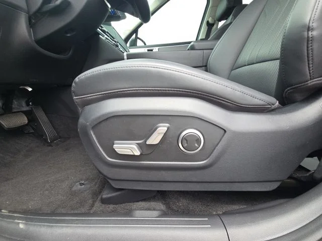 Used 2025 Gray Hyundai XRT image 25