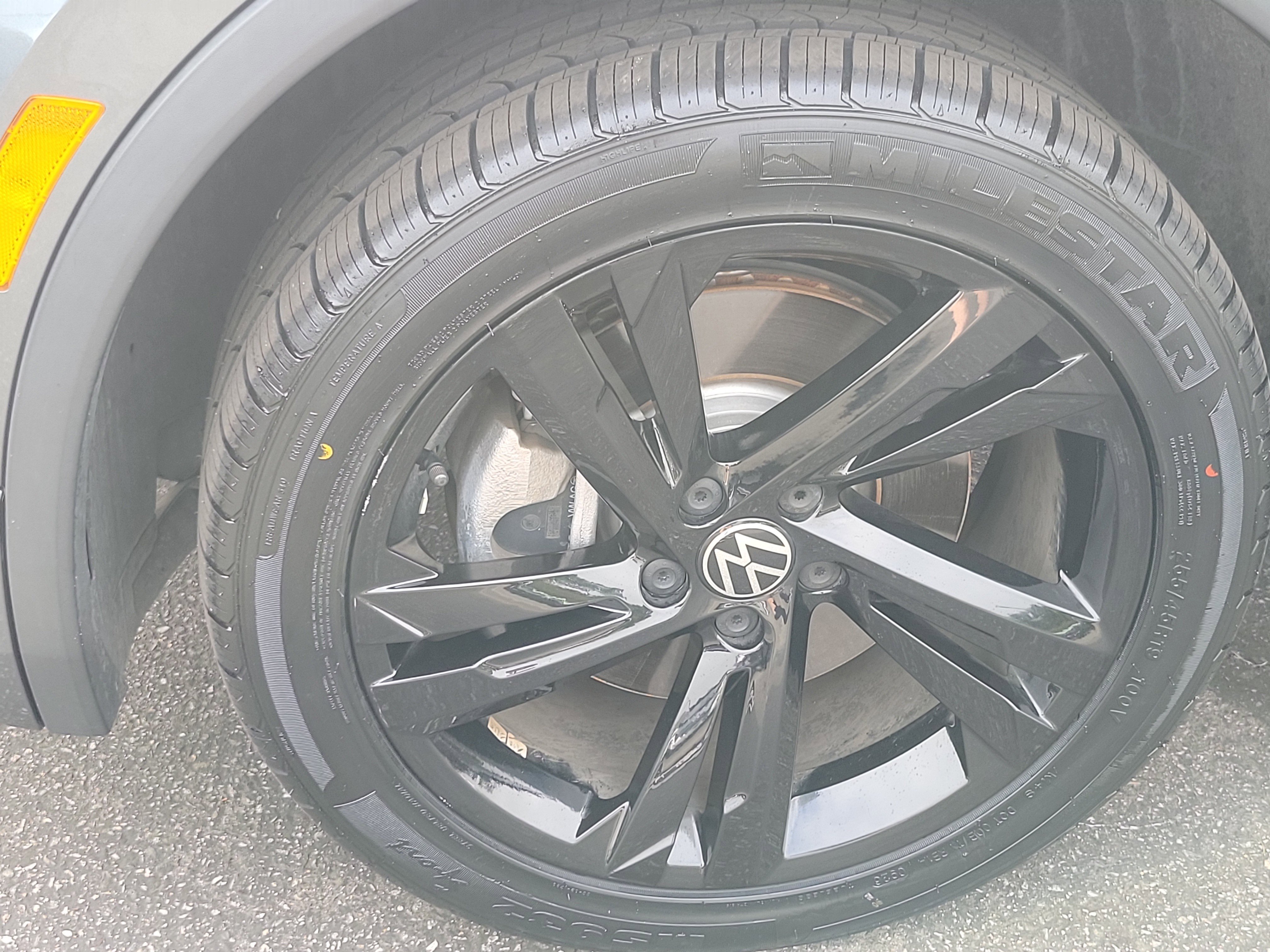 2023 Volkswagen Tiguan SE R-LINE BLACK - Photo 9