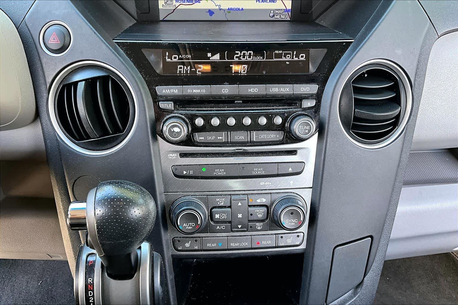 Used 2012 White Diamond Pearl Honda Touring image 32