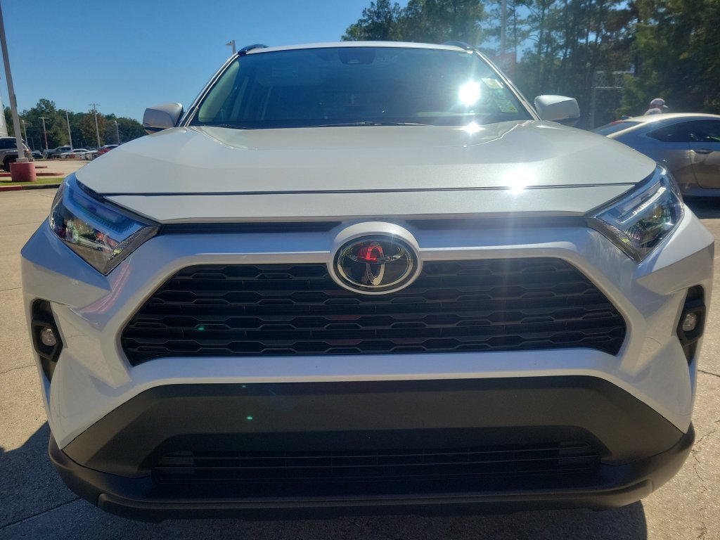 Certified Used 2024 Beige Toyota XLE Premium image 4