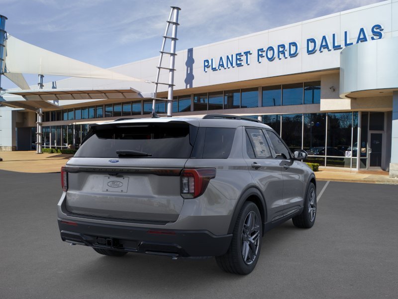 New 2026 Carbonized Gray Metallic Ford ST-Line image 8