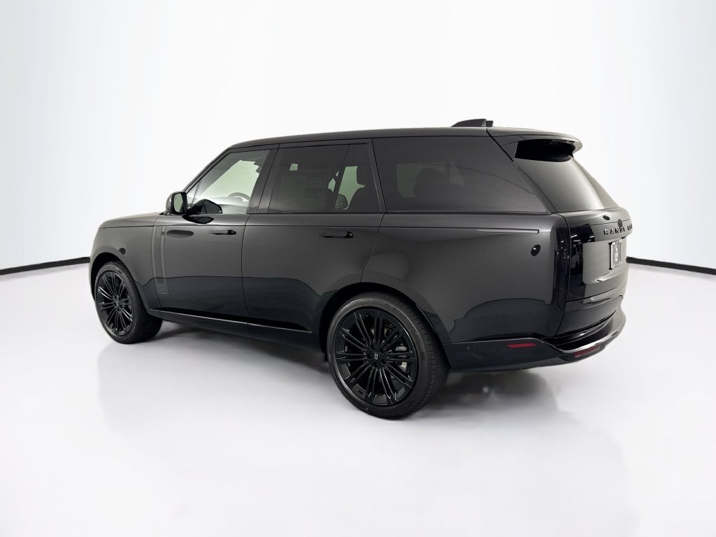 New 2027 Santorini Black Land Rover SE image 7