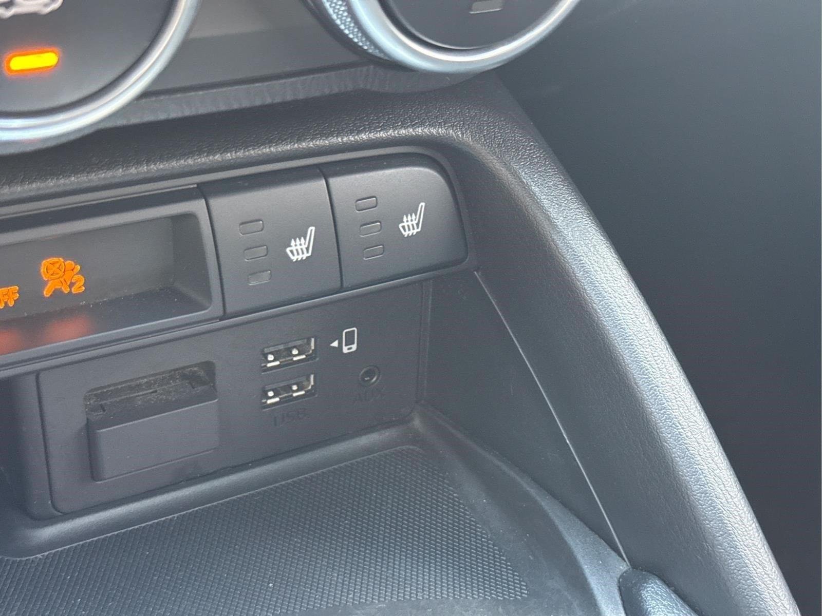Used 2022 Jet Black Mica Mazda Grand Touring image 26