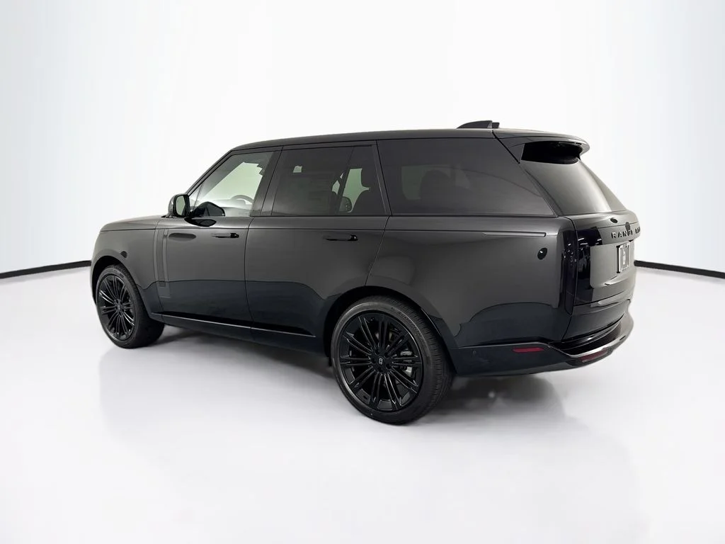 New 2027 Santorini Black Land Rover SE image 7