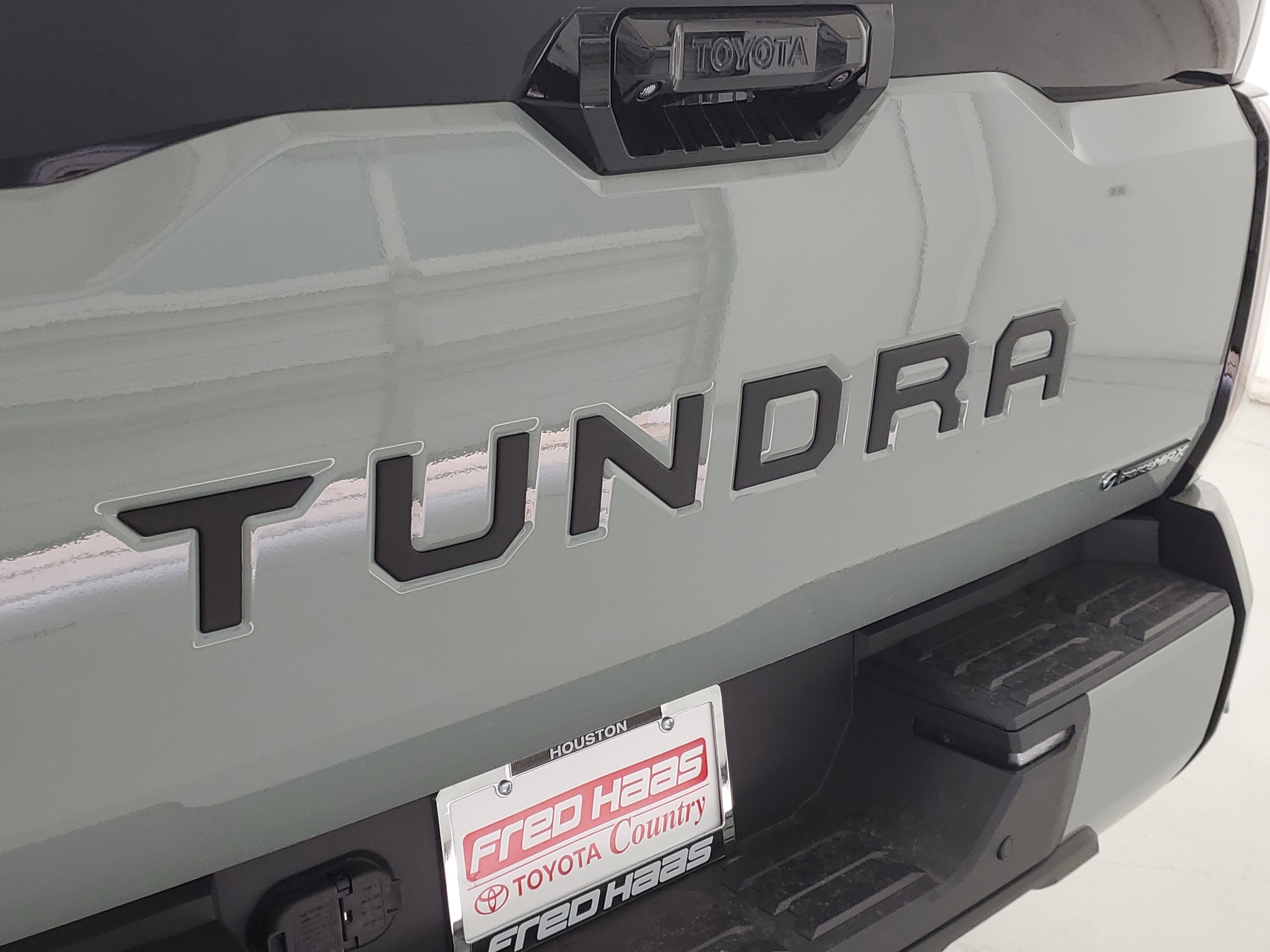 New 2026 Lunar Rock Toyota Tundra Platinum image 10
