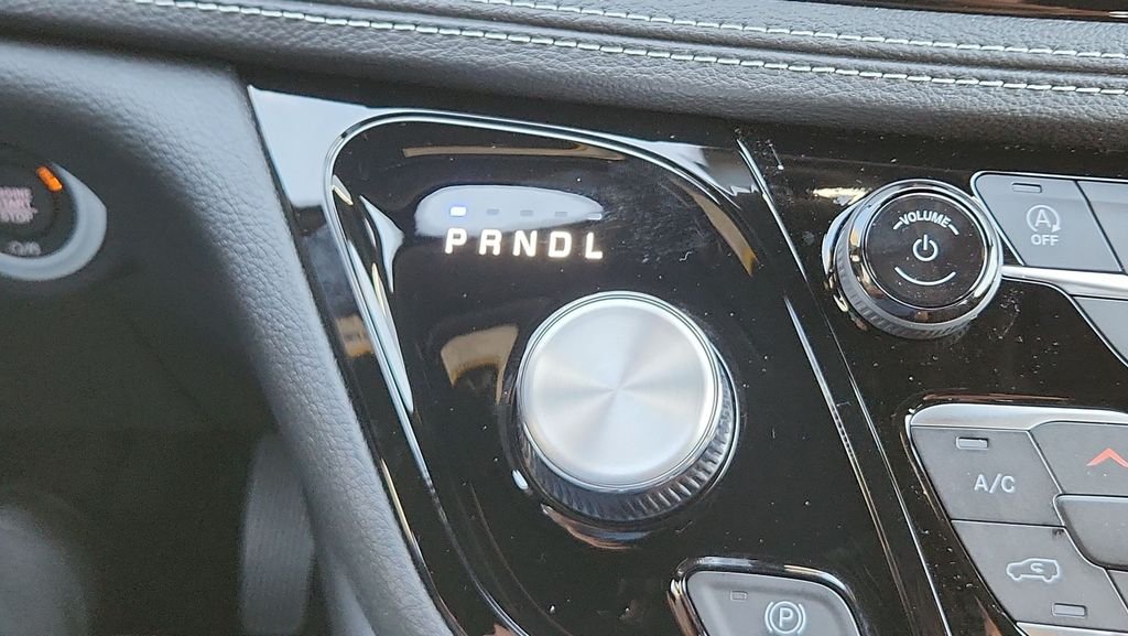 2026 Chrysler Pacifica Limited - Photo 27