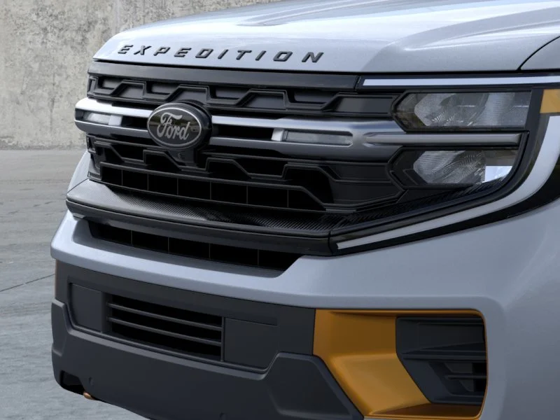 New 2026 Glacier Gray Metallic Tri-Coat Ford Tremor® image 40