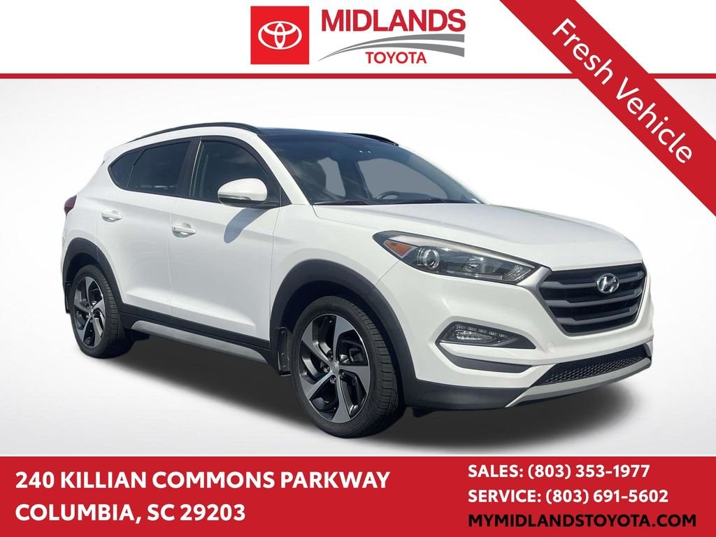 Used 2018 White Hyundai Value image 1