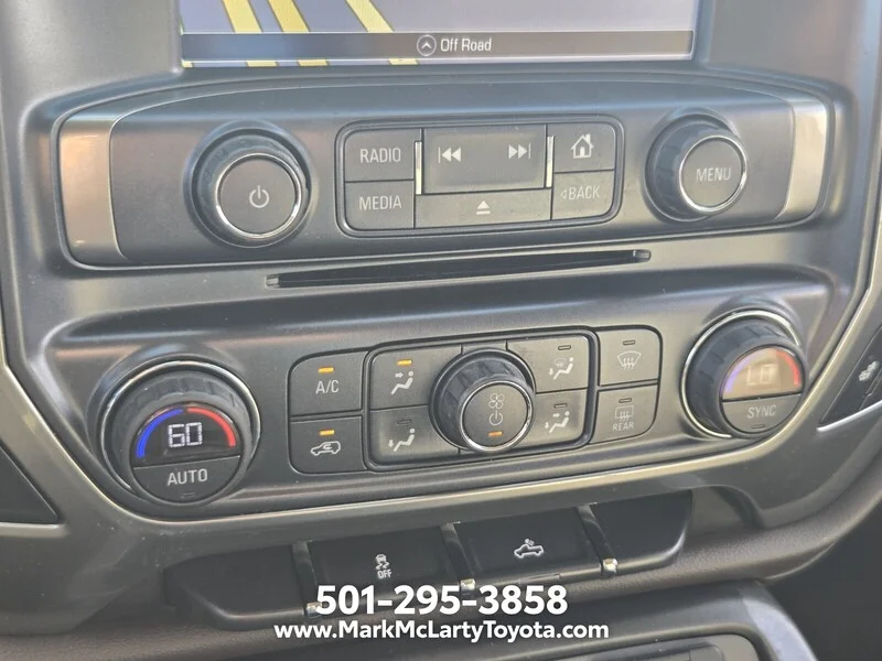 Used 2018 Deep Ocean Blue CHEVROLET 4WD CREW CAB 143.5" LTZ W/1LZ image 21