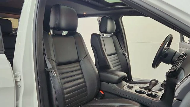 Used 2021 White Jeep Limited X image 19