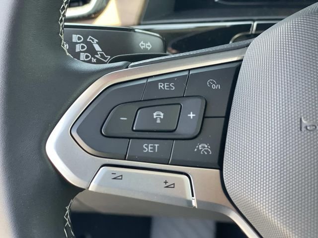 New 2026 Black Volkswagen 2.0T SE w/Technology image 8