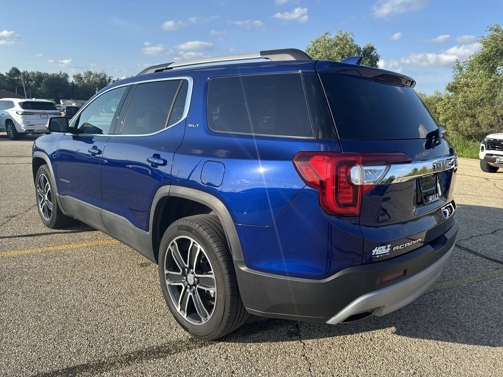 Certified Used 2023 Ultra Blue Metallic GMC SLT image 4