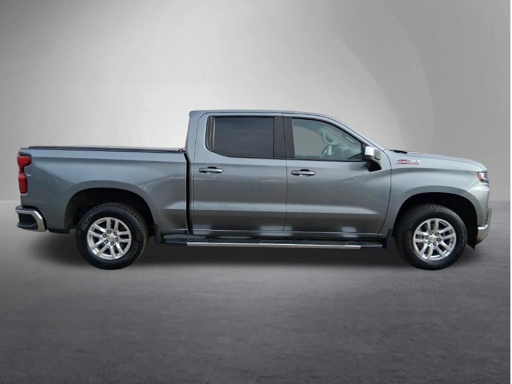 Used 2020 Chevrolet Silverado 1500 LT with VIN 3GCUYDED6LG228307 for sale in Red Wing, Minnesota