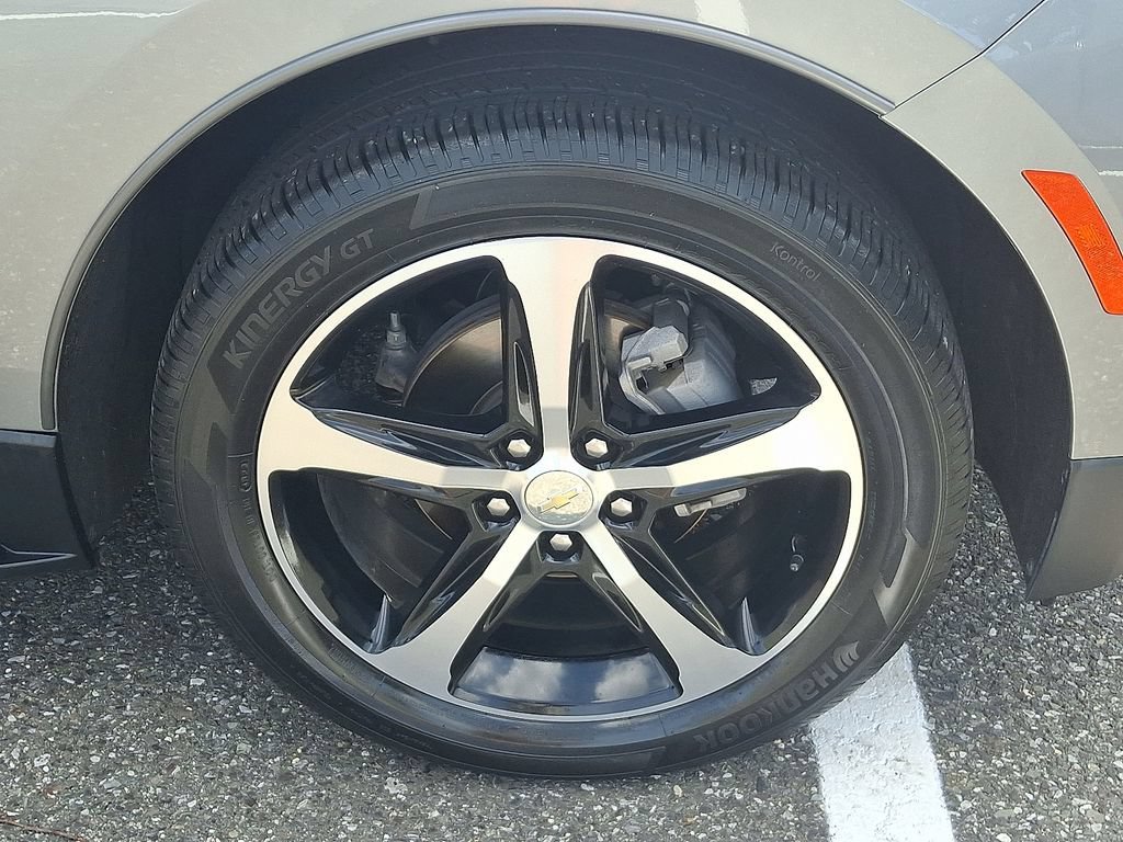 Certified Used 2024 Sterling Gray Metallic Chevrolet LT image 8