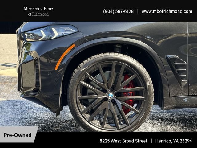 Used 2025 Black BMW M60i image 11