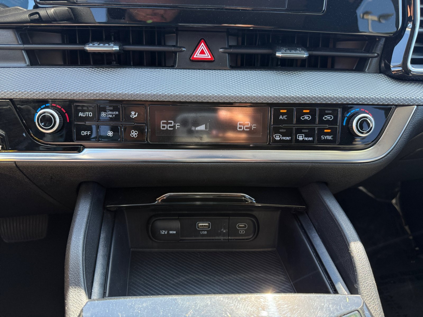 Used 2023 Gravity Gray Kia LX image 13