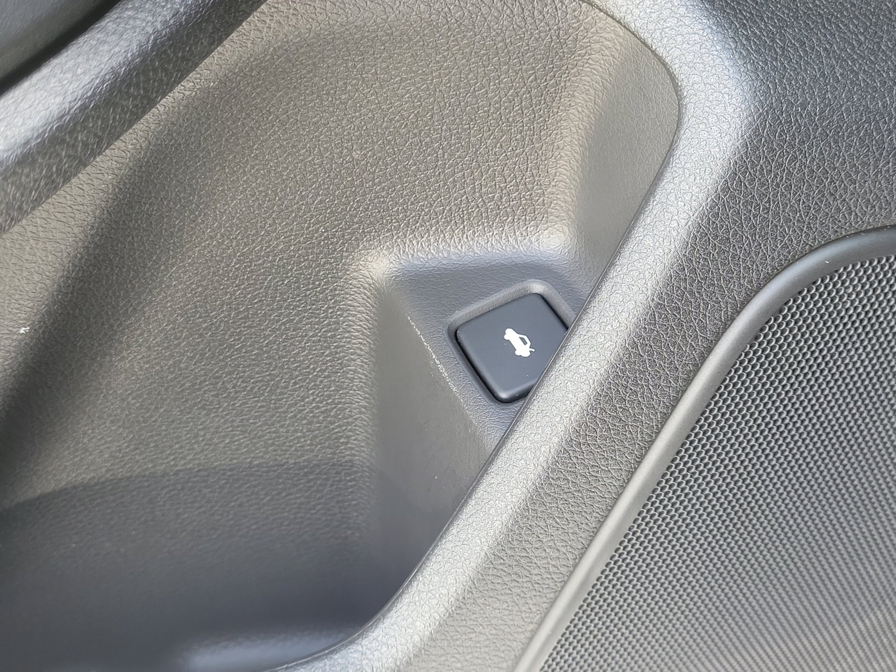 Used 2018 Silver Metallic Honda EX-L image 27