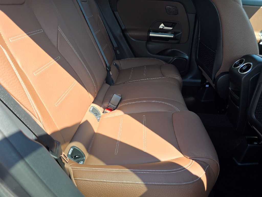 New 2026 Mountain Grey Metallic Mercedes-Benz GLA 250 image 66