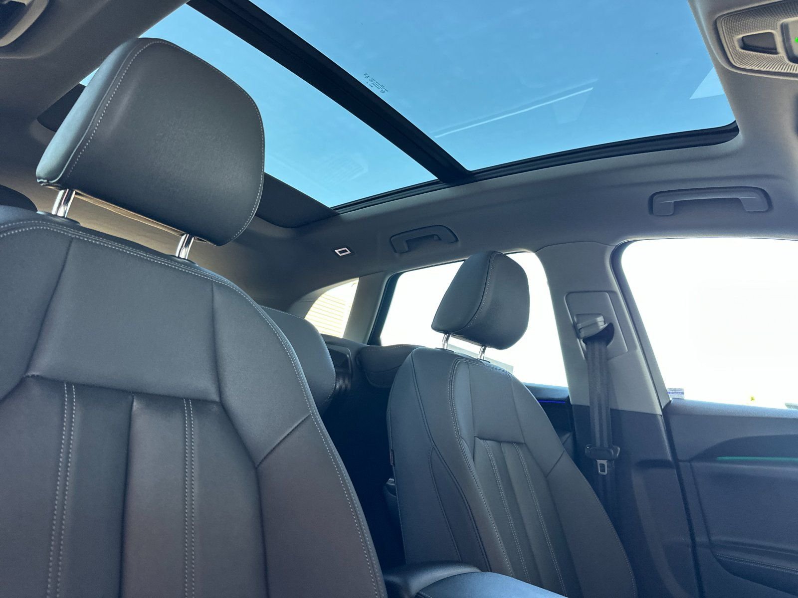 Used 2025 Black Audi  image 18