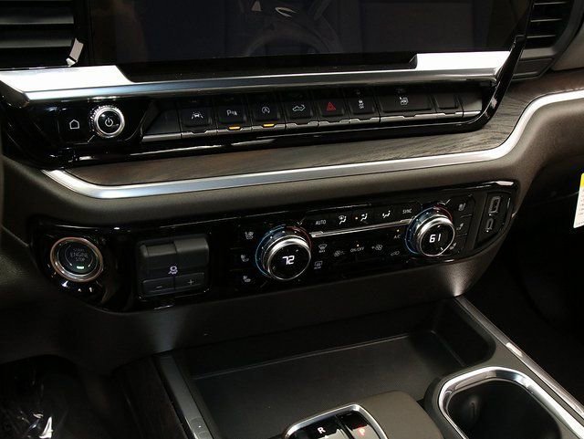 2026 GMC Sierra 1500 SLT - Photo 21