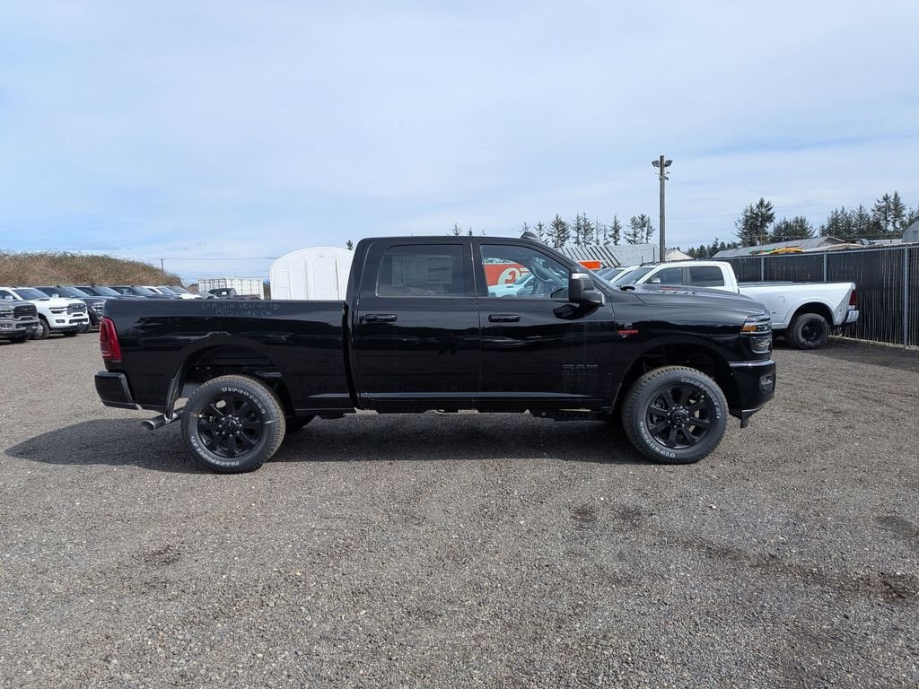 New 2026 Diamond Black Crystal Pearl-Coat Exterior Paint RAM Laramie image 8