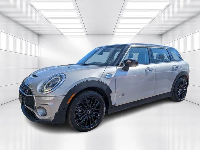 2023 MINI Clubman Cooper S ALL4's photo
