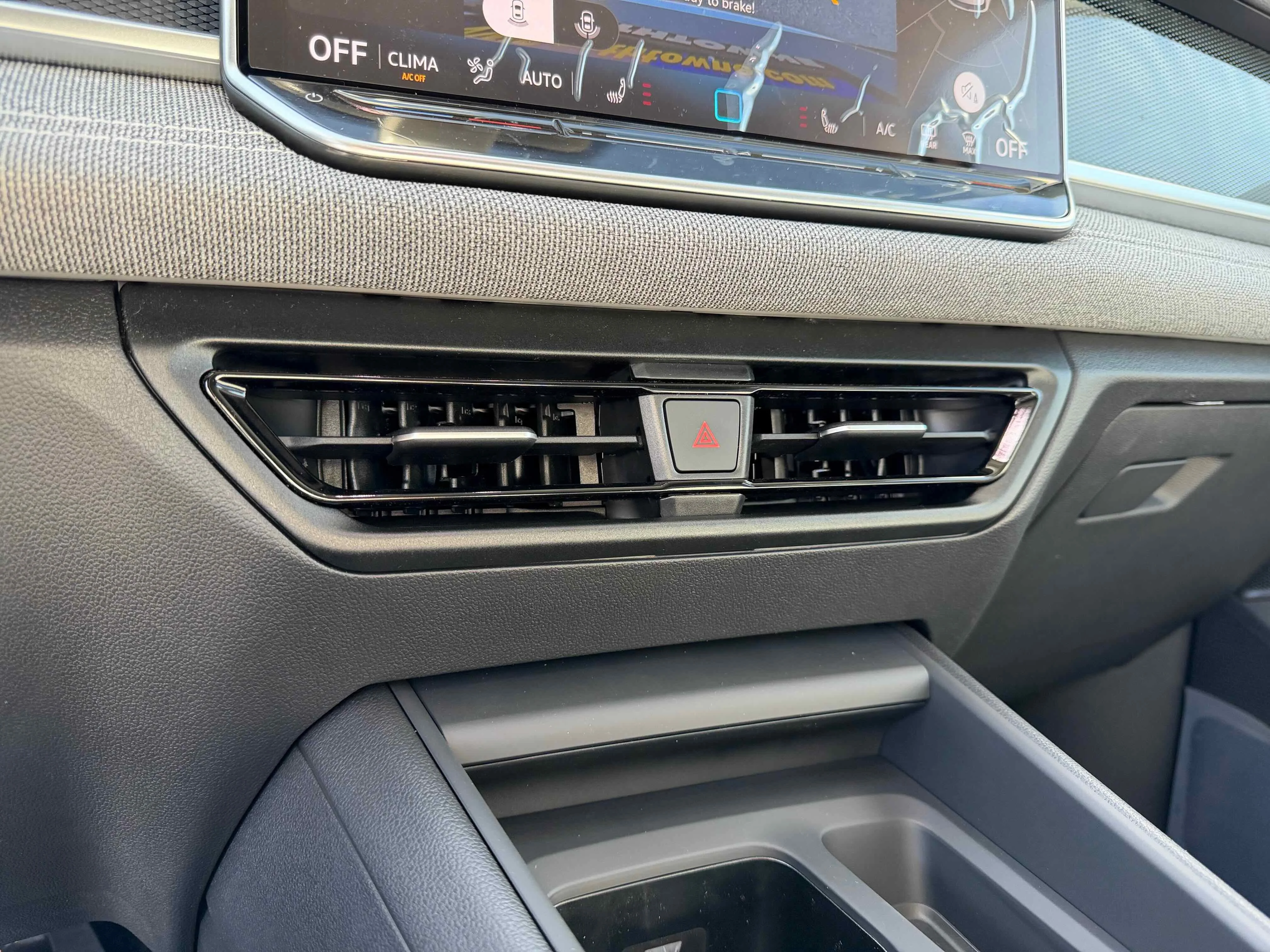 New 2026 Silver Volkswagen S image 23