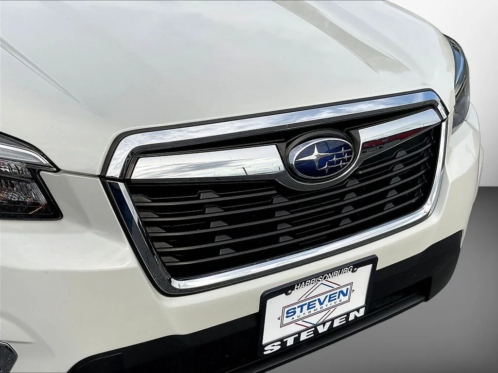 Used 2021 Crystal White Pearl Subaru Limited image 36