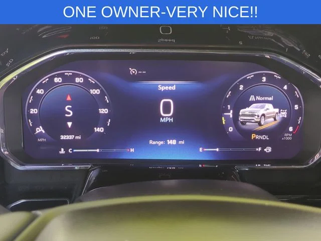 Used 2023 White Chevrolet LT image 21