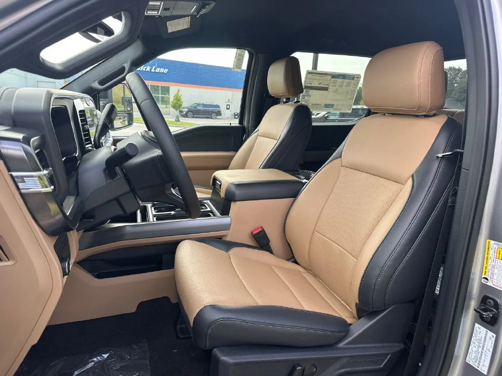 New 2027 Silver Ford Lariat image 5