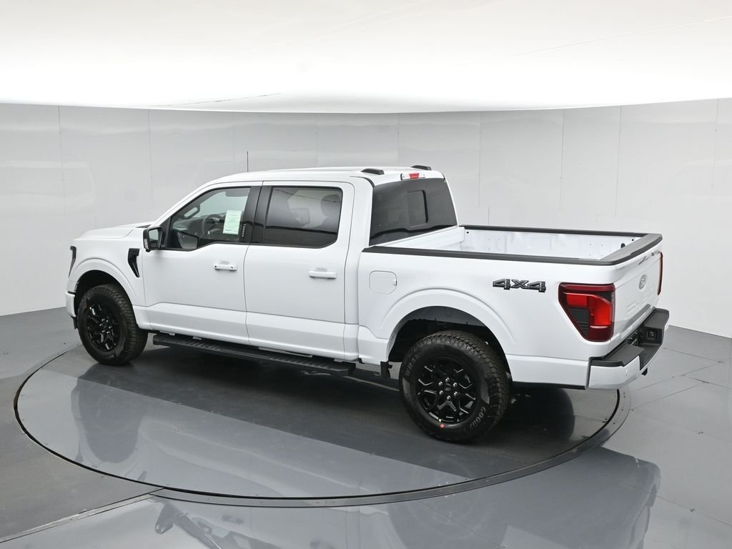 New 2026 Oxford White Ford XLT image 45