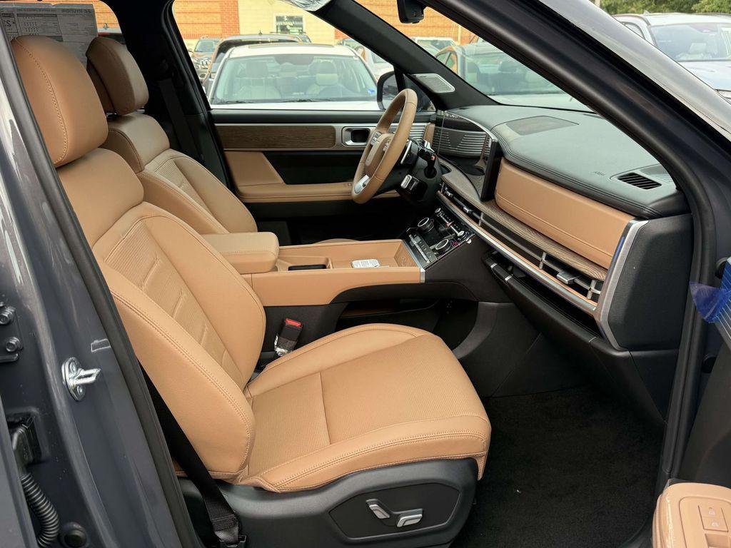 New 2026 Ecotronic Gray Hyundai Limited AWD image 15