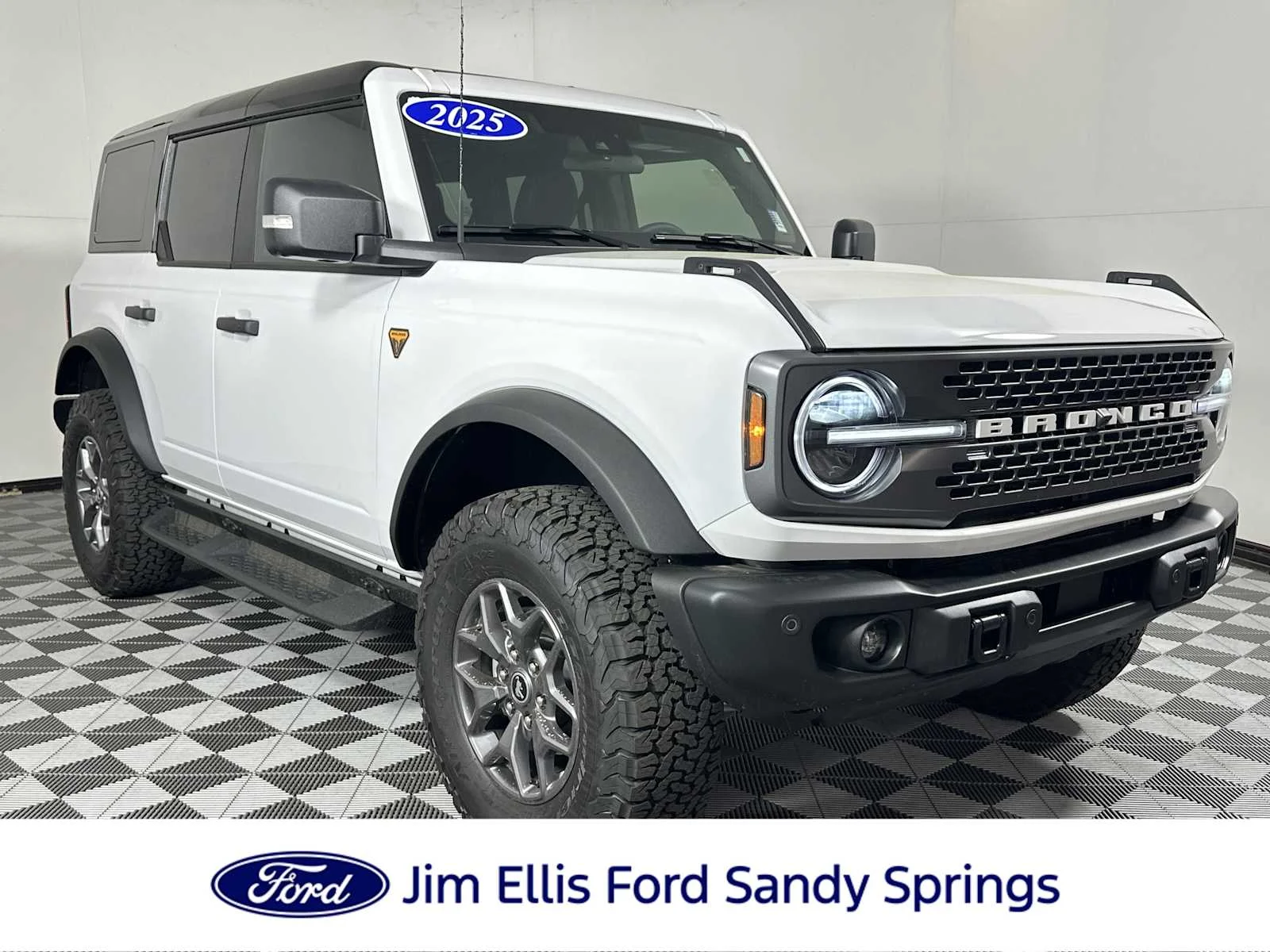 2025 Ford Bronco Badlands 4x4's photo