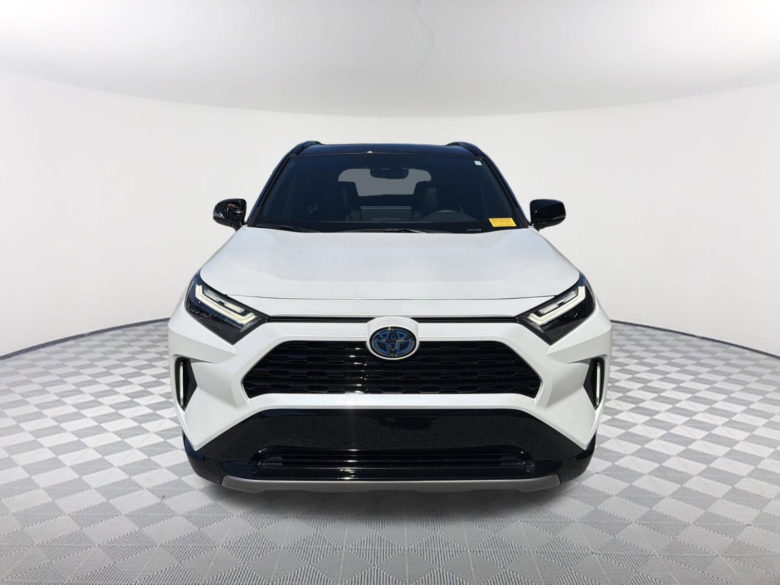 2024 Toyota RAV4 XSE - Photo 8