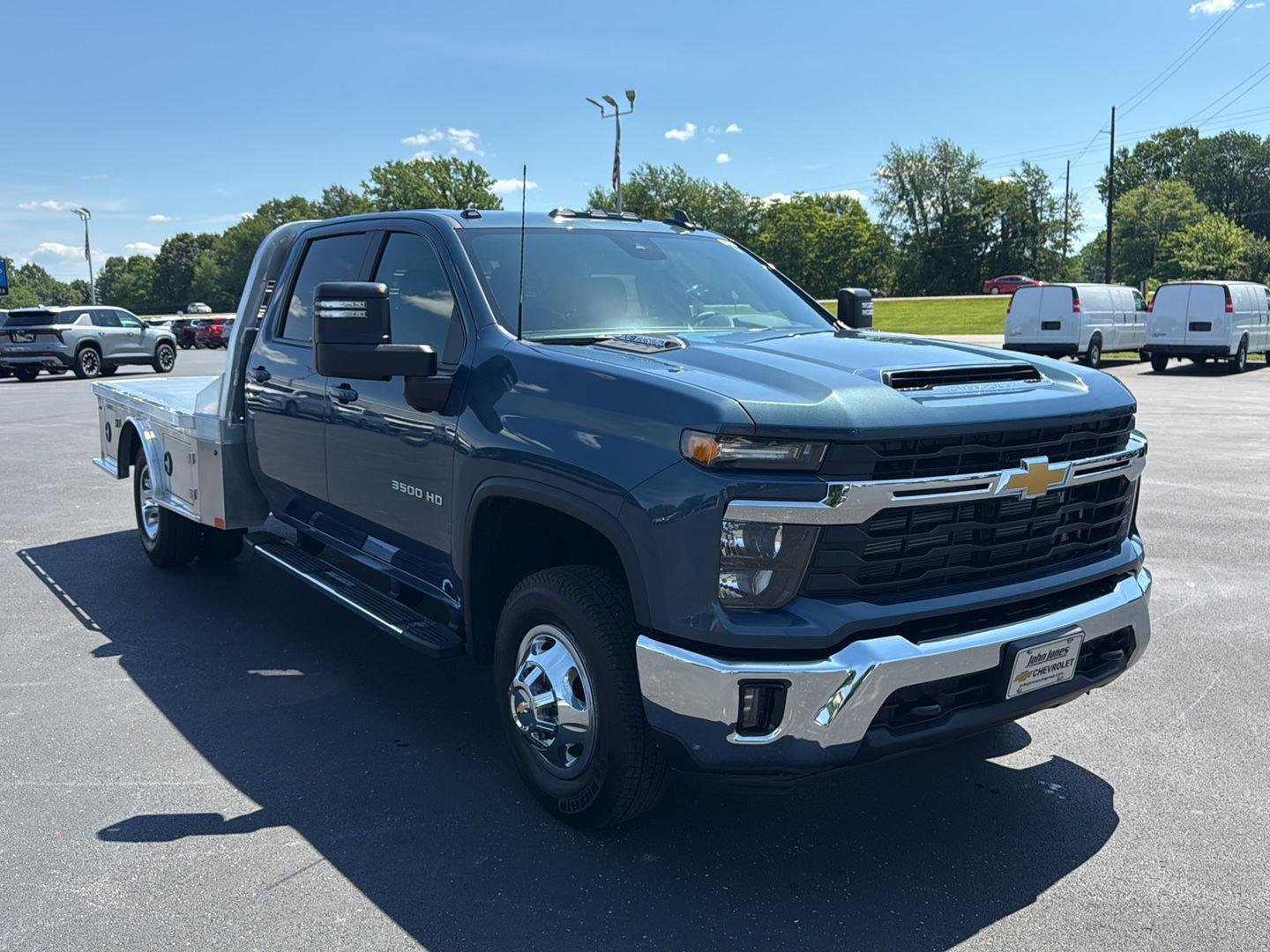 New 2026 Lakeshore Blue Metallic Chevrolet LT image 3