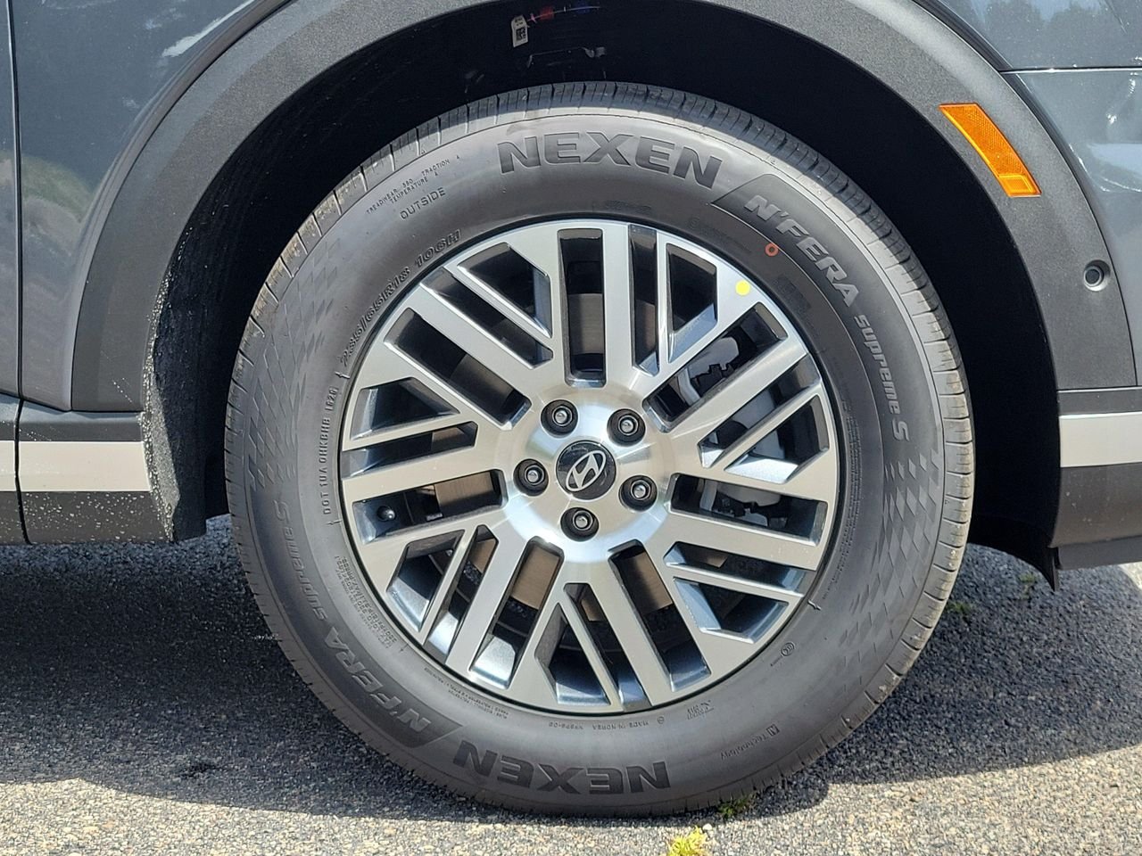 New 2026 Ecotronic Gray Pearl Hyundai SEL Premium AWD image 5