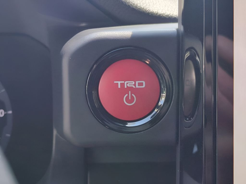 2025 Toyota Tacoma TRD Sport - Photo 28