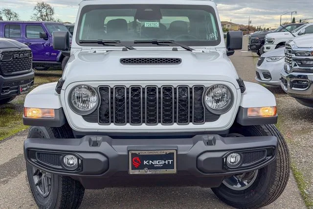 New 2026 Bright White Clear-Coat Exterior Paint Jeep Sport S image 3