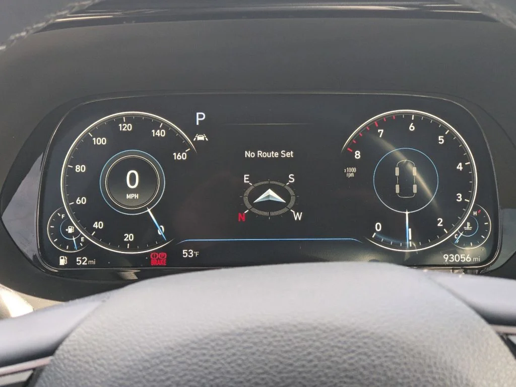 Used 2022 White Hyundai Limited AWD image 31