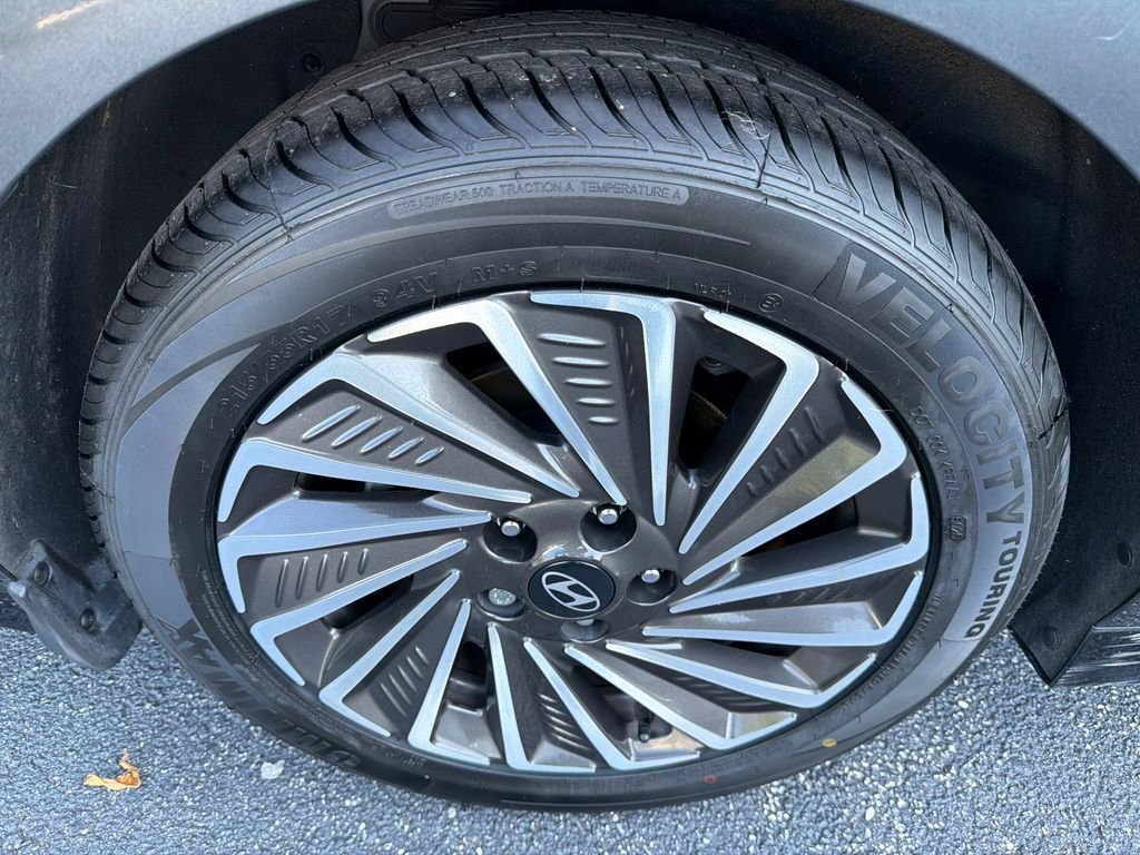 2024 Hyundai Sonata Hybrid SEL - Photo 17