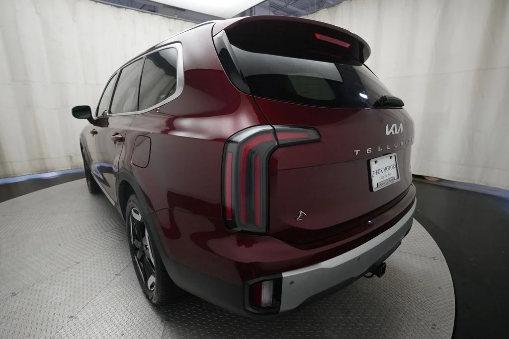 Used 2024 Red Kia EX image 34