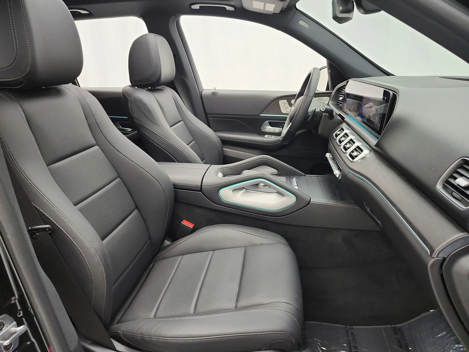 Certified Used 2023 Black Mercedes-Benz GLE 450 4MATIC® SUV image 26