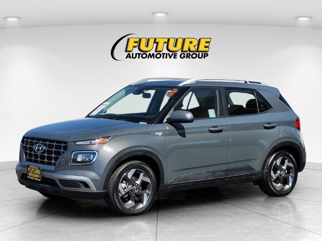Used 2025 Gray Hyundai SEL image 5