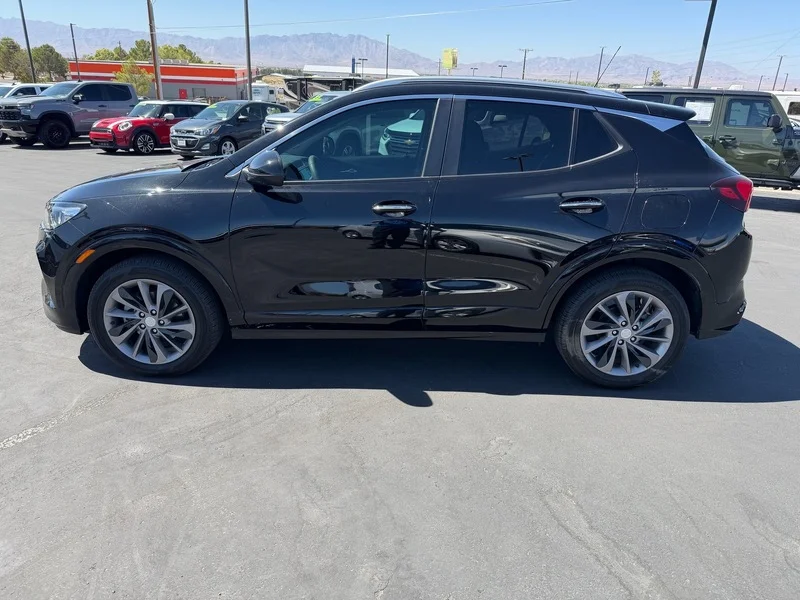 Used 2023 EBONY TWILIGHT METALLIC Buick Select image 6