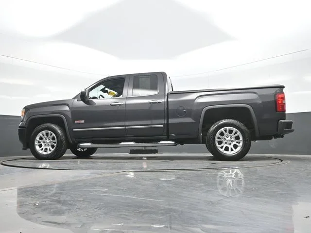 Used 2015 Silver GMC SLT image 20