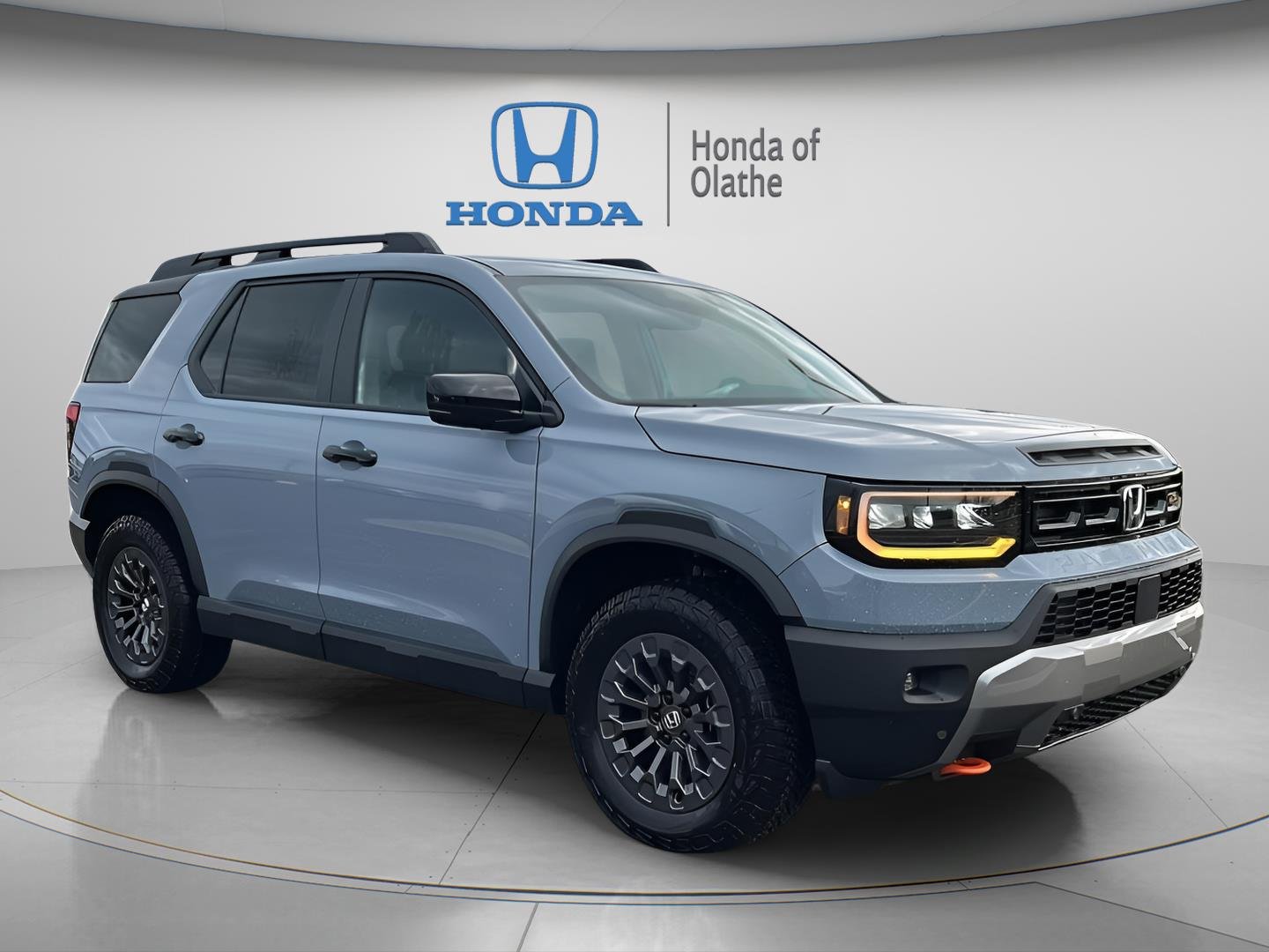 New 2026 Sonic Gray Pearl Honda TrailSport image 1